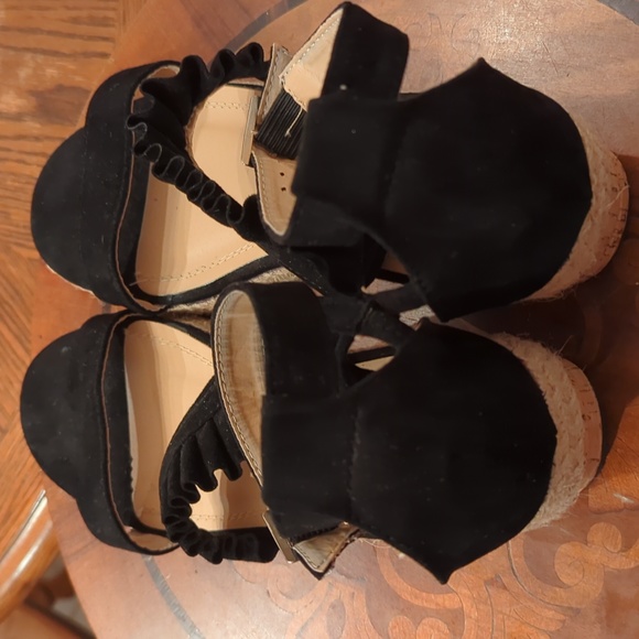 Chase+Chloe by Macy's Wedge Sandals size 9 - Picture 6 of 10